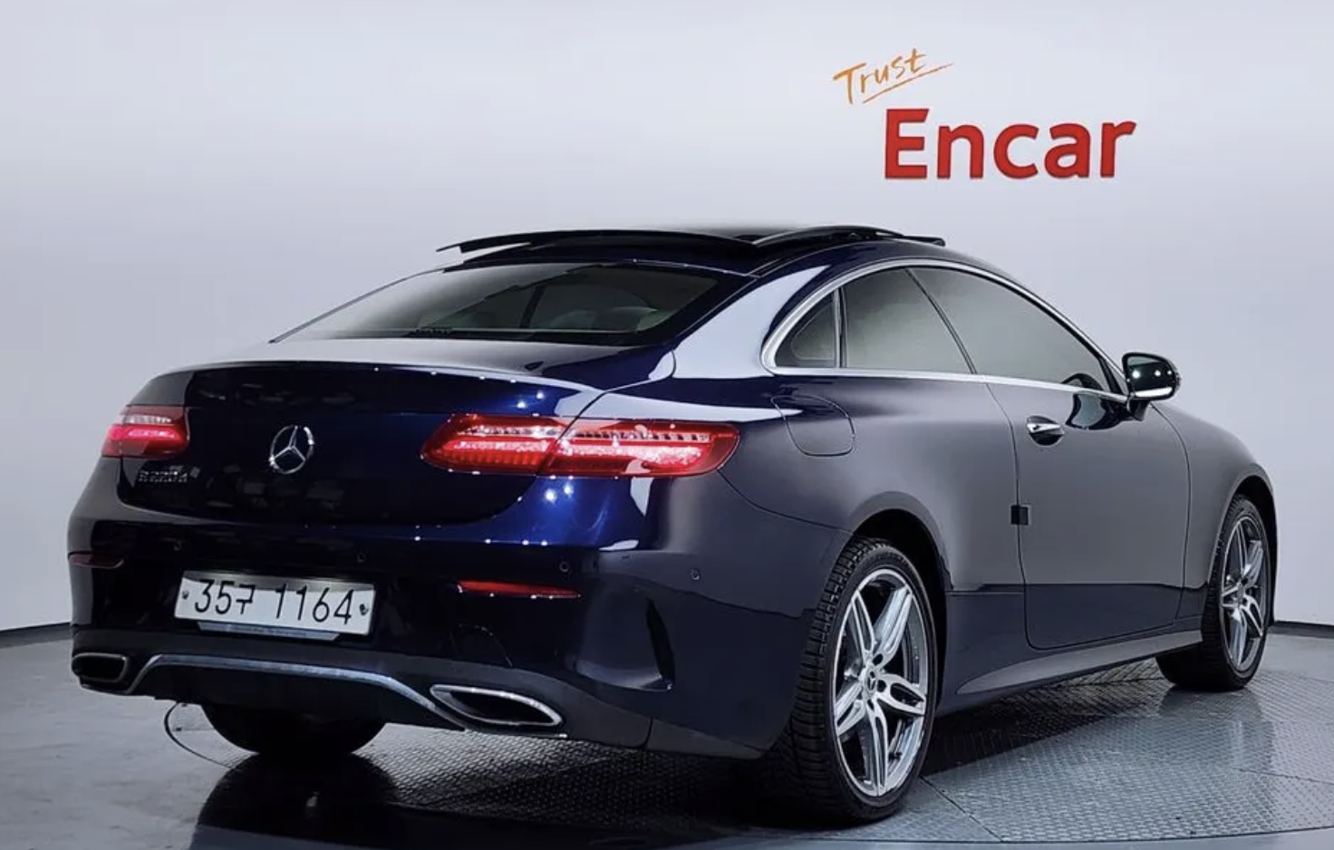 E-class w213 E220d  thumbnail 2