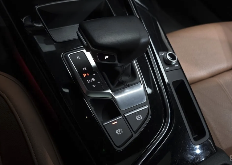Audi A5 B10 40 TDI Quattro Premium Sportback thumbnail 7