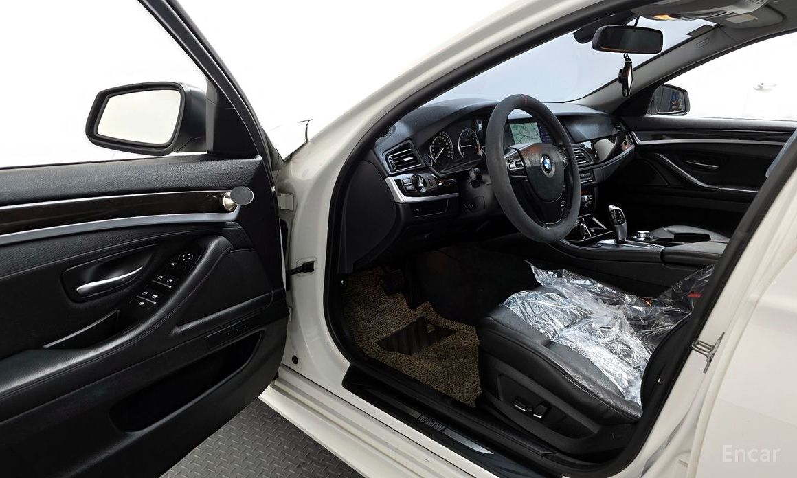BMW 5 Series F10 520D thumbnail 6