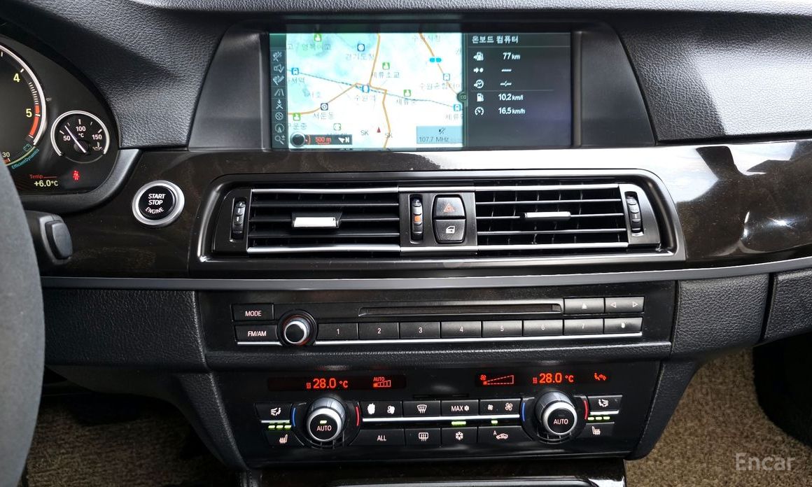 BMW 5 Series F10 520D thumbnail 13