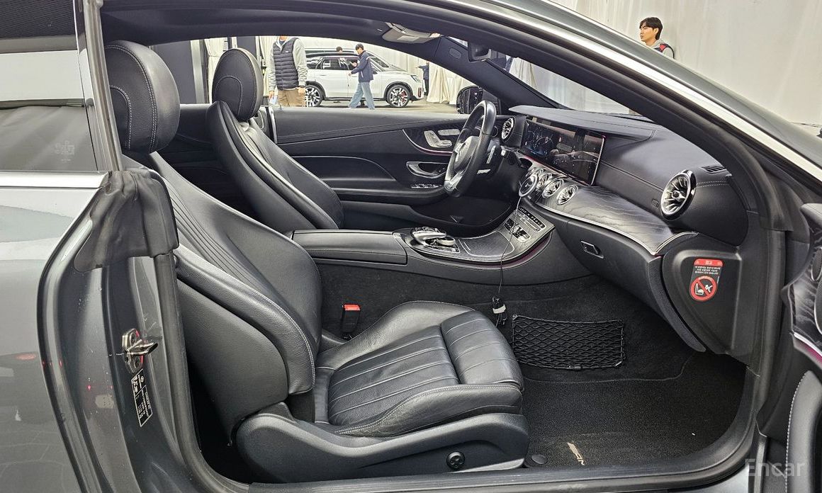 Mercedes E220D COUPE thumbnail 14