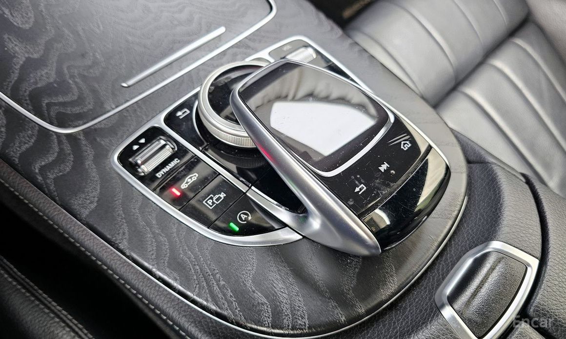 Mercedes E220D COUPE thumbnail 17