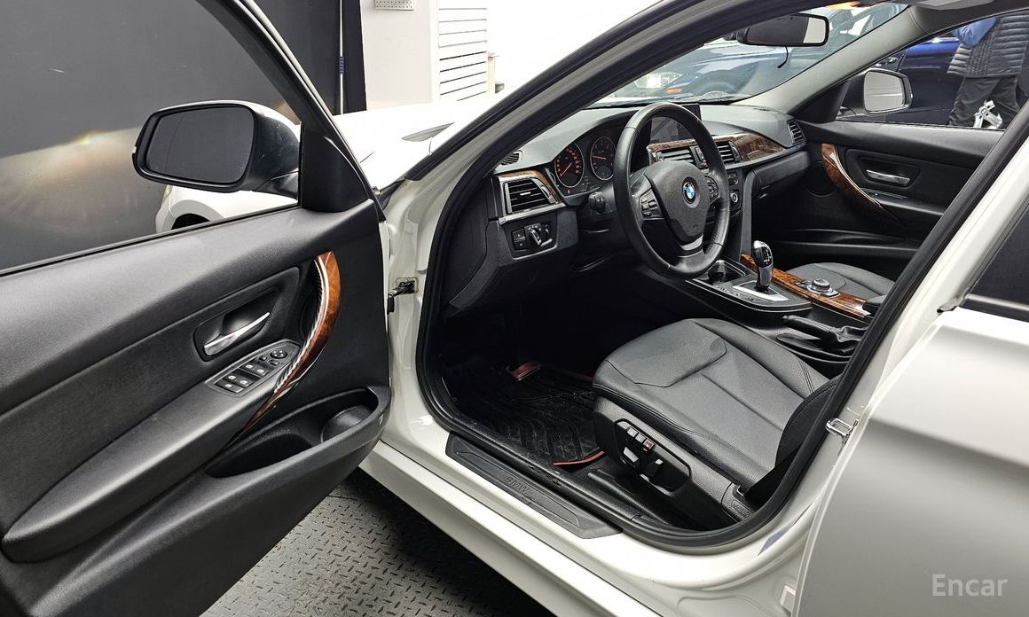 BMW F30 320D M PACK thumbnail 8