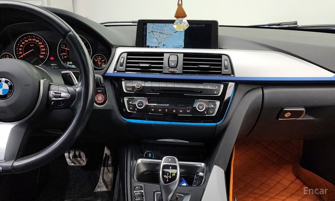 BMW 320D M-PACK/HARMAN/HEAD UP/PANO thumbnail 13
