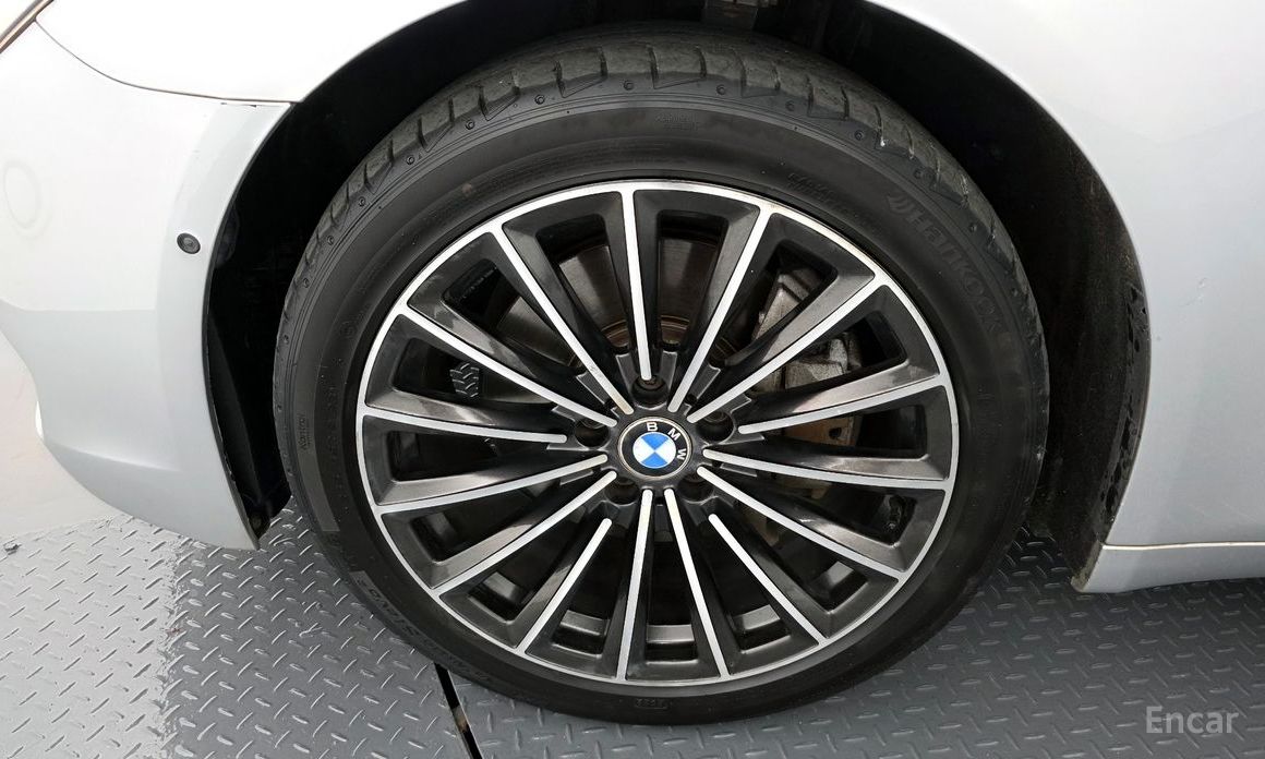 BMW 730D LONG/TV/DISTRONIC/MASSAGE/HEAD UP/CAMERA thumbnail 5