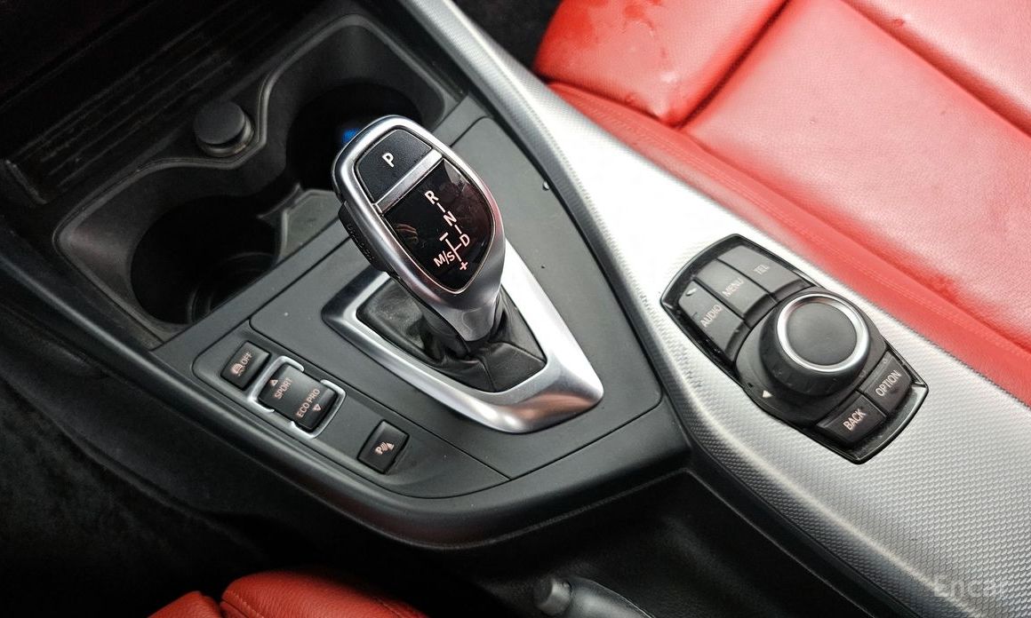 BMW F22 220D M-PACK/RED INTERIOR/PANO/CAMERA thumbnail 15