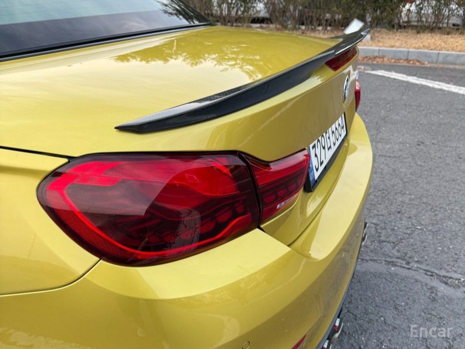 BMW M4 F82 Convertible thumbnail 11