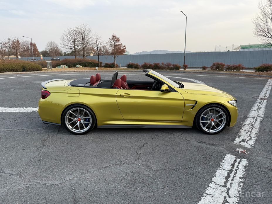 BMW M4 F82 Convertible thumbnail 8