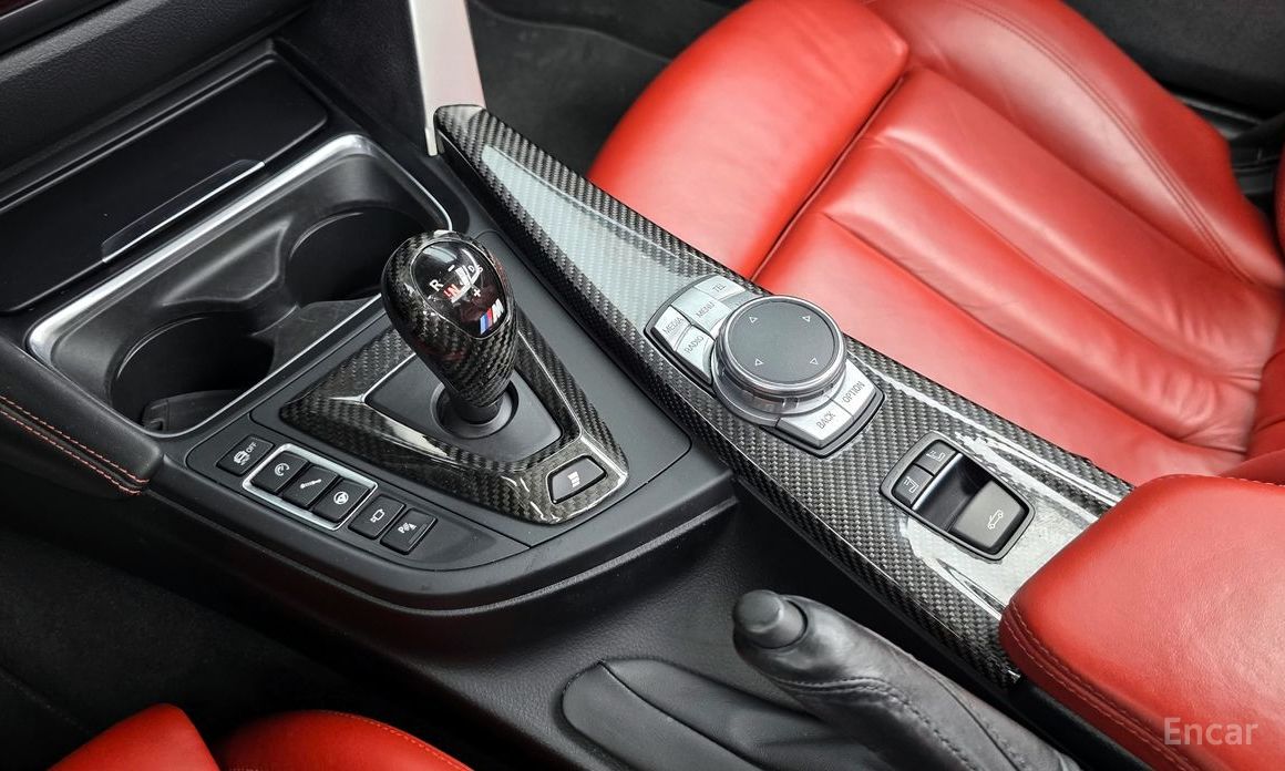 BMW M4 F82 Convertible Performance Silencer Edition thumbnail 17