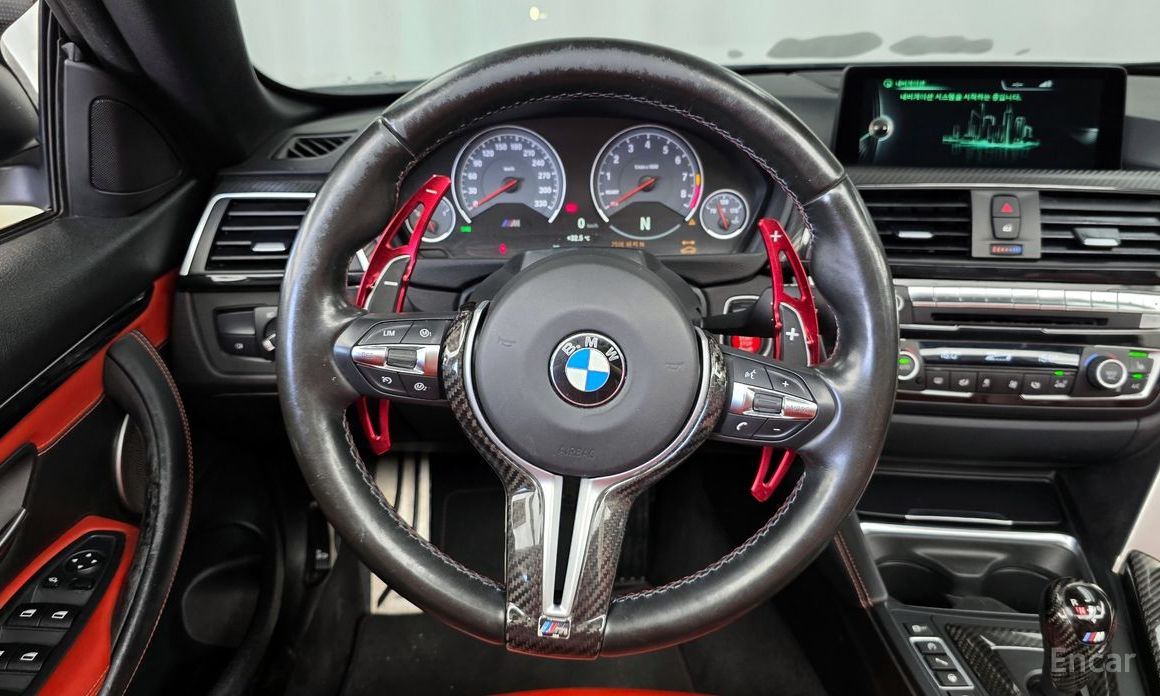 BMW M4 F82 Convertible Performance Silencer Edition thumbnail 10