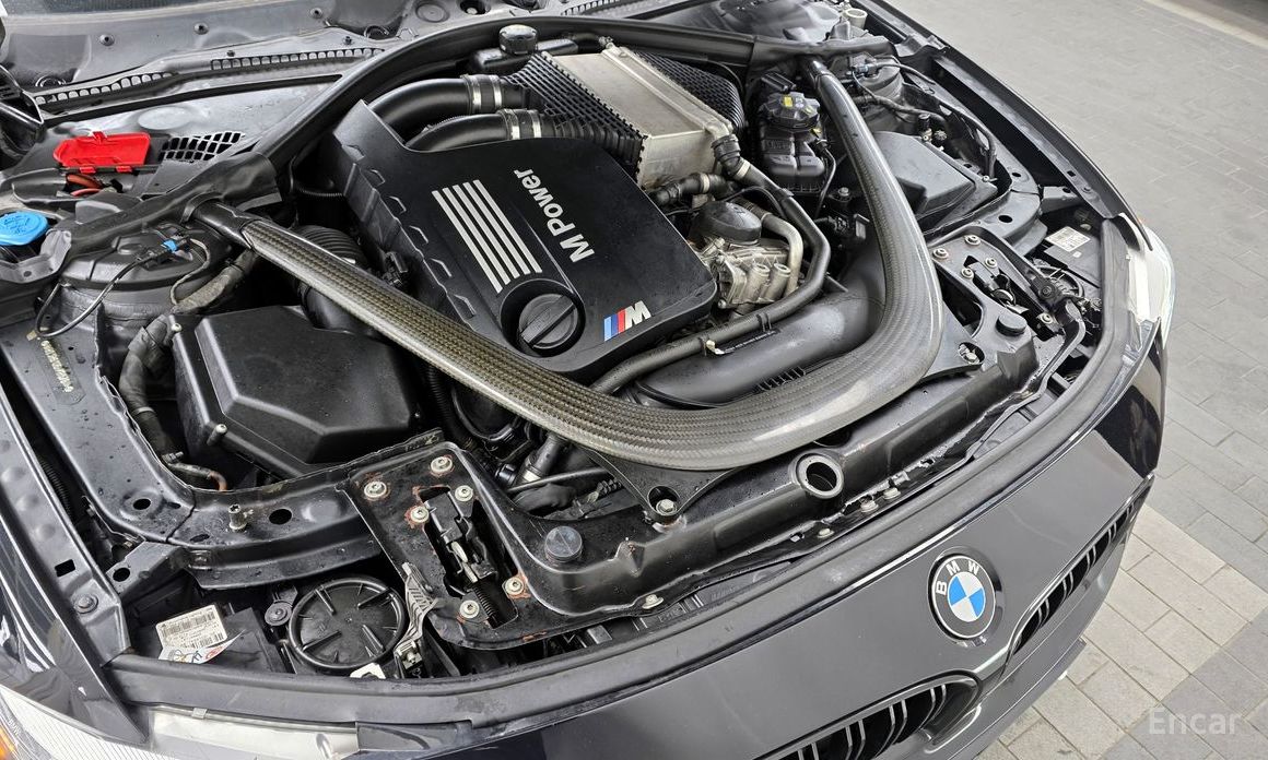 BMW M4 F82 Coupe Performance Silencer Edition thumbnail 6