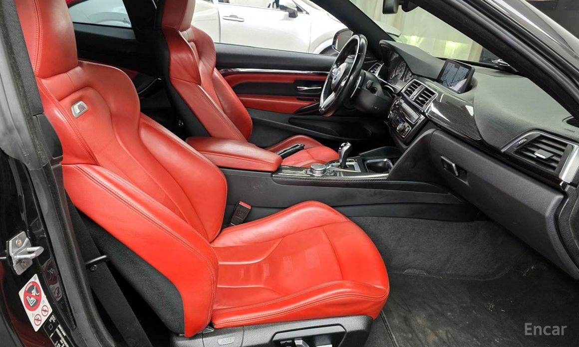 BMW M4 F82 Coupe Performance Silencer Edition thumbnail 18