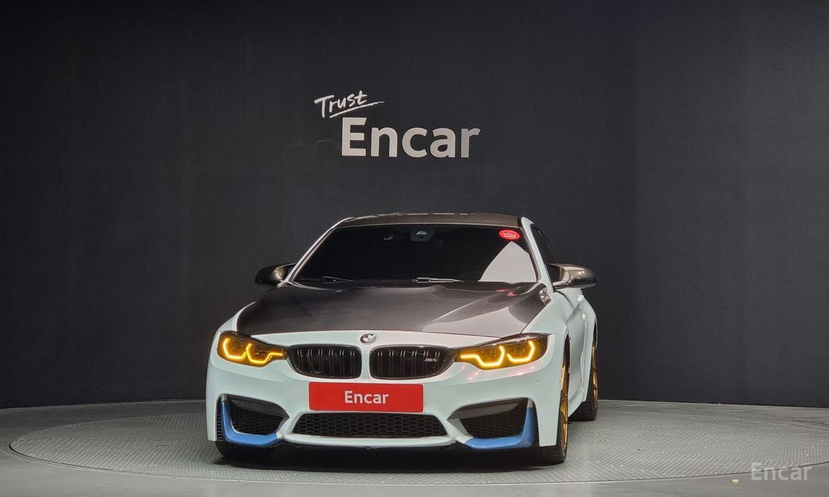 BMW M4 F82 Coupe Competition Carbon thumbnail 2