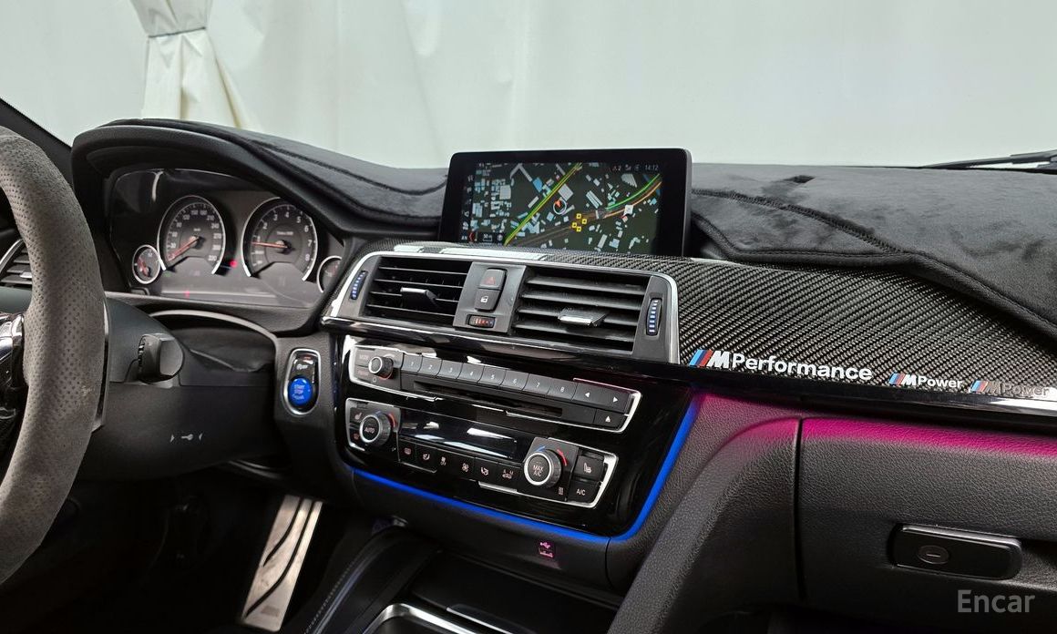 BMW M4 F82 Coupe Competition Carbon thumbnail 13