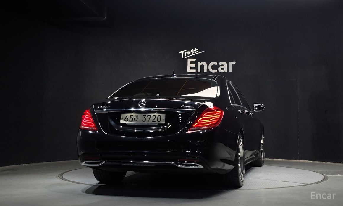 Mercedes Benz S Class W222 S350d 4MATIC thumbnail 4