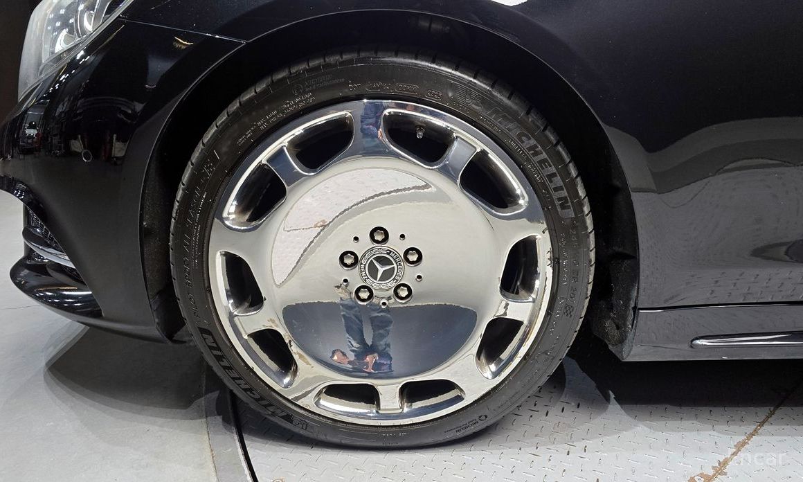 Mercedes Benz S Class W222 S350d 4MATIC thumbnail 5