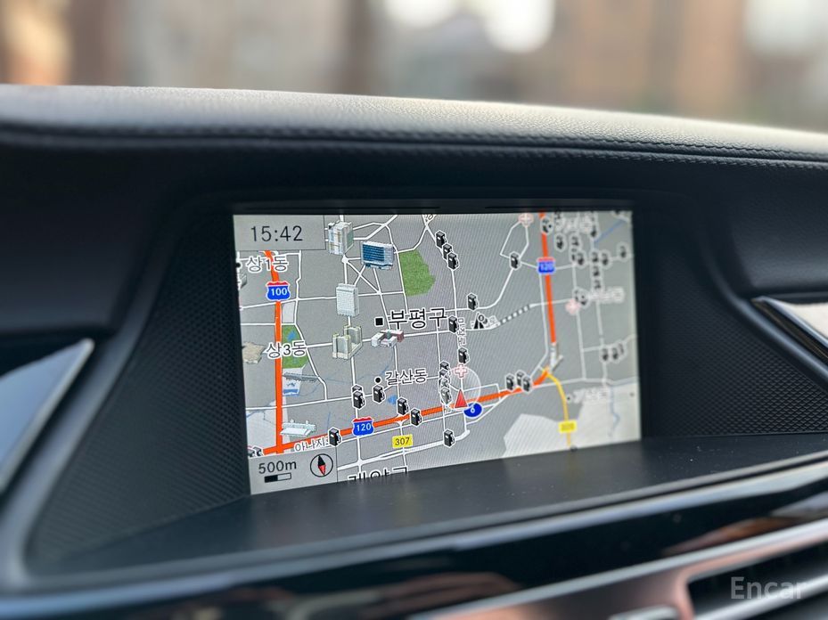 Mercedes-Benz CLS-Class CLS63 AMG 2013 thumbnail 16