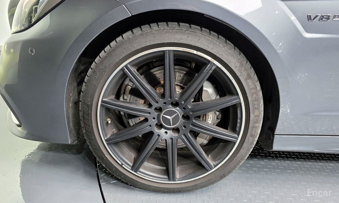 Mercedes-Benz CLS-Class CLS63 AMG 4MATIC 2017 thumbnail 4