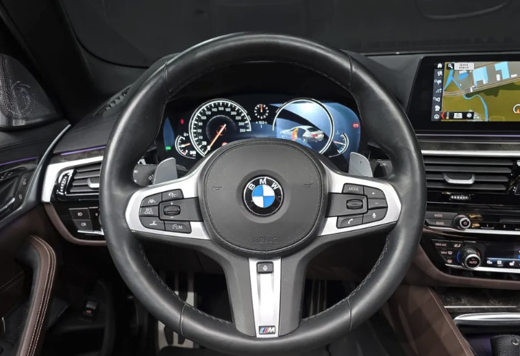 BMW 540i G30 xDrive M Sport PLUS thumbnail 12