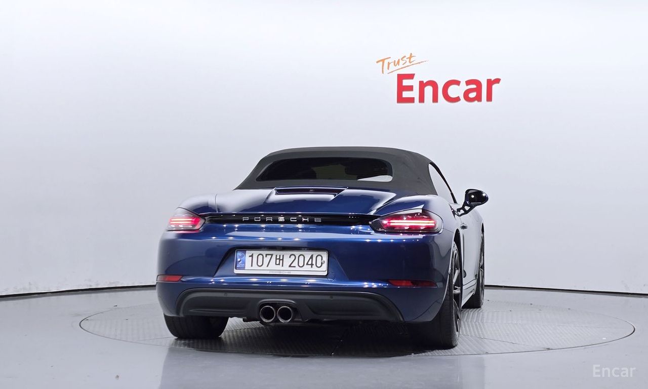 Porsche 718 Boxster 2.0 thumbnail 5