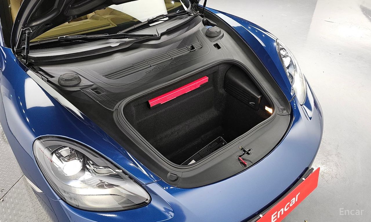 Porsche 718 Boxster 2.0 thumbnail 7