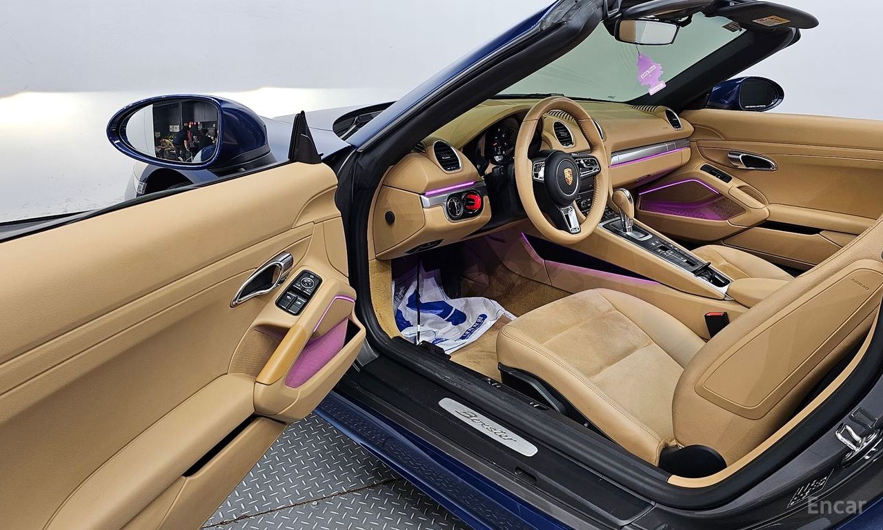 Porsche 718 Boxster 2.0 thumbnail 11