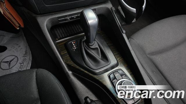 BMW X1 xDrive 20d 2011 thumbnail 9
