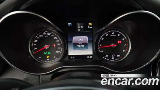 Mercedes-Benz C-Class C200 AMG Line 2017 thumbnail 8