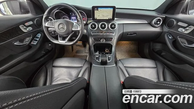 Mercedes-Benz C-Class C200 AMG Line 2017 thumbnail 7