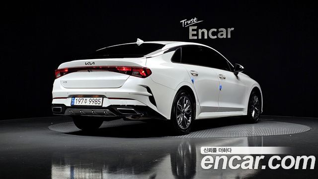 Kia K5 2.0 LPI 2023 thumbnail 2