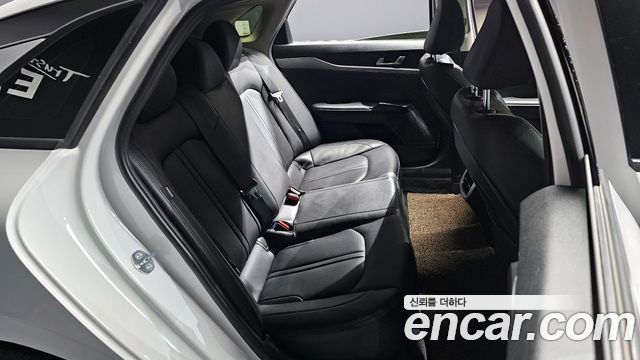 Kia K5 2.0 LPI 2023 thumbnail 12