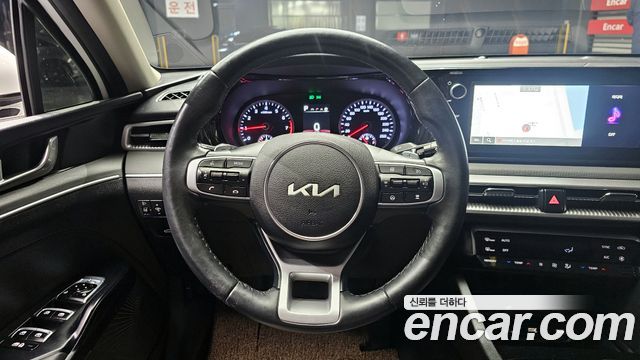 Kia K5 2.0 LPI 2023 thumbnail 13