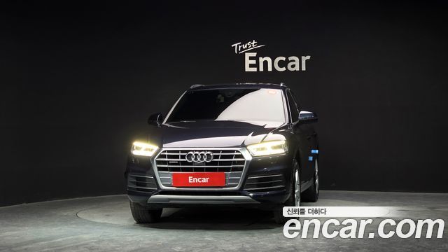 Audi Q5 40 TDI 콰트로 프리미엄 2020 thumbnail 3