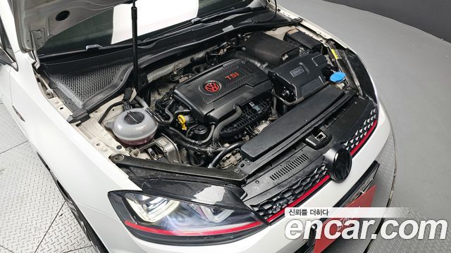 Volkswagen Golf 2.0 GTI 2015 thumbnail 6