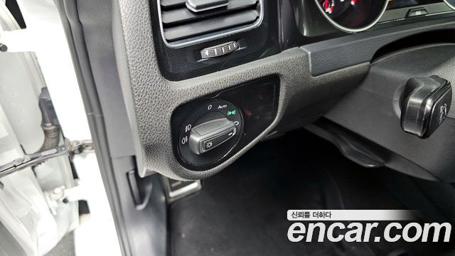 Volkswagen Golf 2.0 GTI 2015 thumbnail 18