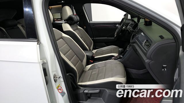 Volkswagen T-Roc 2.0 TDI 프레스티지 2021 thumbnail 11