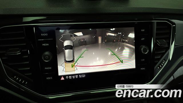 Volkswagen T-Roc 2.0 TDI 프레스티지 2021 thumbnail 15