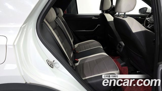 Volkswagen T-Roc 2.0 TDI 프레스티지 2021 thumbnail 12