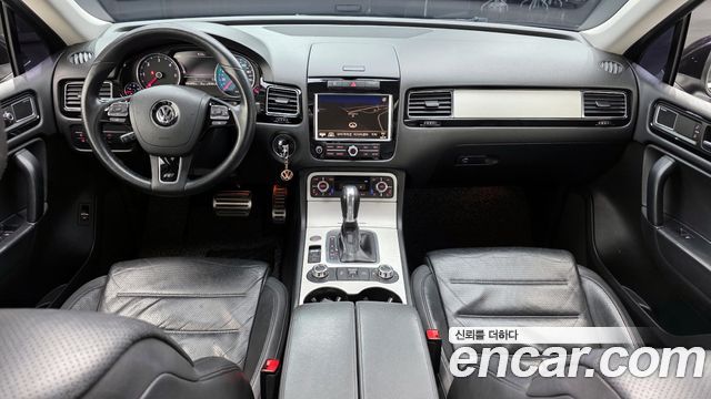 Volkswagen Touareg V8 4.2 TDI R-Line 2013 thumbnail 7