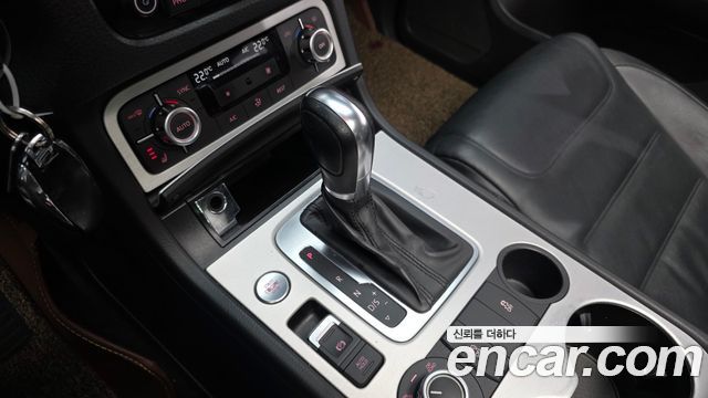 Volkswagen Touareg V6 3.0 TDI 블루모션 2014 thumbnail 9