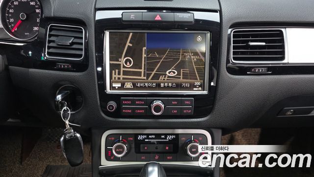 Volkswagen Touareg V6 3.0 TDI 블루모션 2014 thumbnail 14
