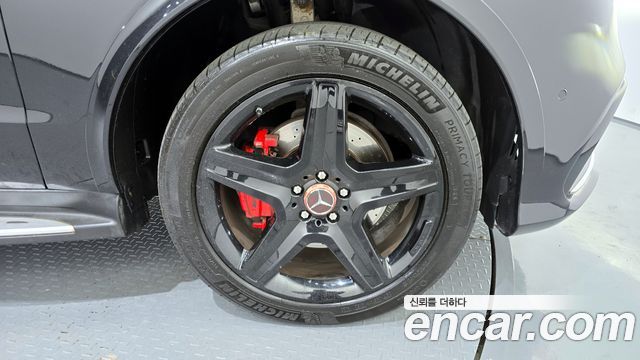 Mercedes-Benz GLE-Class GLE350 d 4MATIC 2016 thumbnail 5