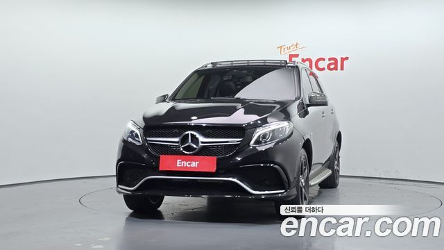 Mercedes-Benz GLE-Class GLE350 d 4MATIC 2016 thumbnail 3