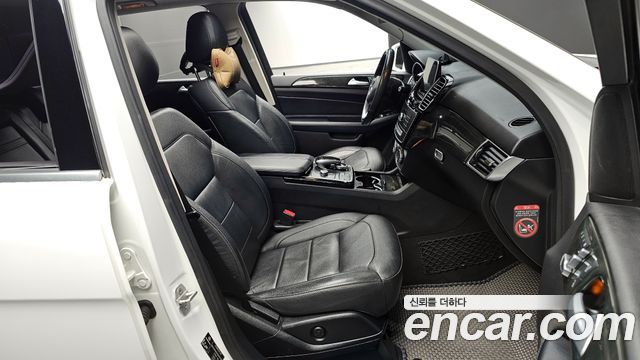 Mercedes-Benz GLE-Class GLE250 d 4MATIC 2016 thumbnail 10