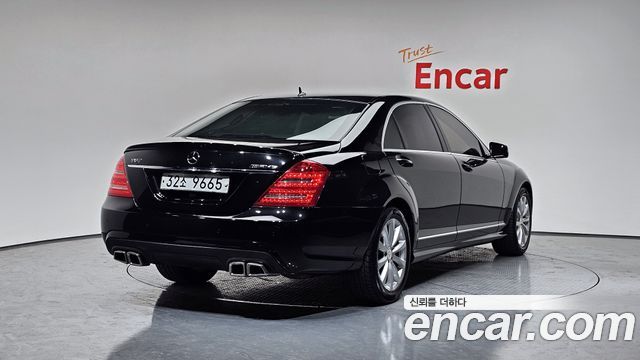 Mercedes-Benz S-Class S350L 2010 thumbnail 2