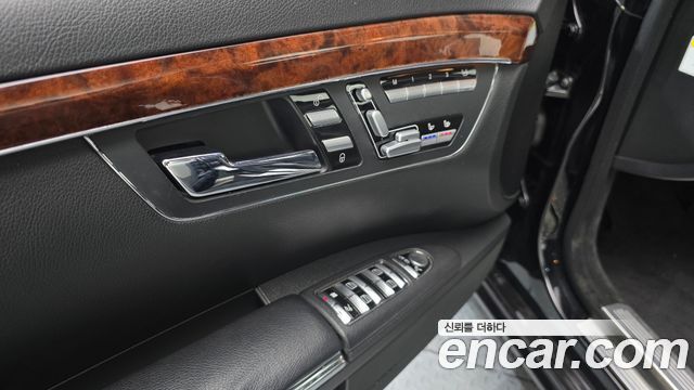 Mercedes-Benz S-Class S550 4MATIC 2008 thumbnail 14