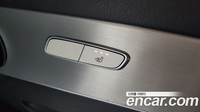 Mercedes-Benz GLC-Class GLC220 d 4MATIC 2017 thumbnail 19