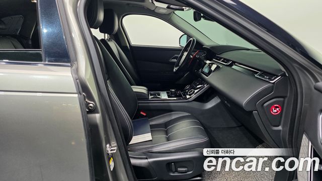 Land Rover Range Rover Velar 2.0 D240 SE 2018 thumbnail 11