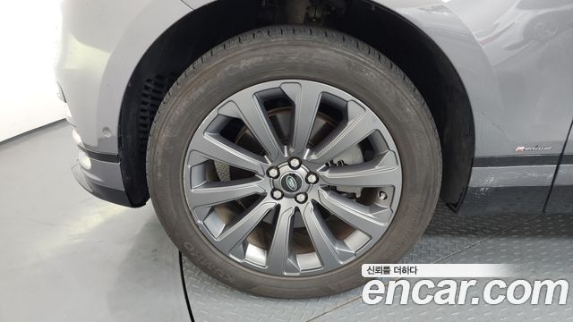 Land Rover Range Rover Velar 3.0 D300 R-다이나믹 SE 2018 thumbnail 5