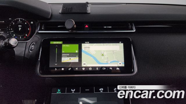 Land Rover Range Rover Velar 3.0 D300 R-다이나믹 SE 2018 thumbnail 15